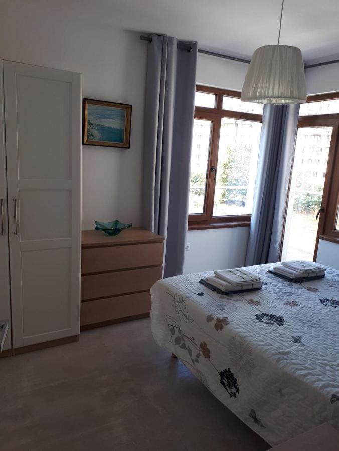 Obzor Tatyana Apartaments Bonjour エクステリア 写真